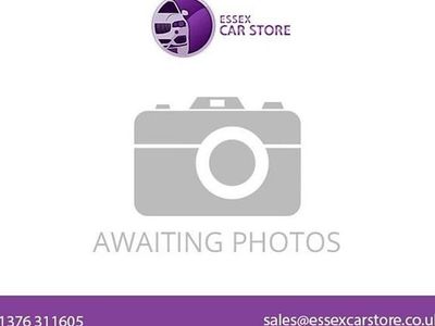 Silver Used 2016 Nissan Qashqai N-TEC SUV | £9,750 (Good price)