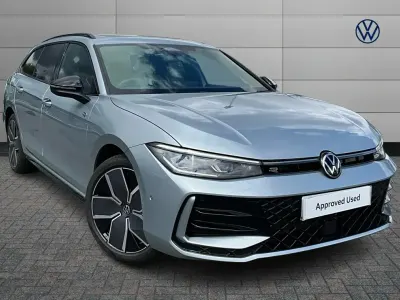 Used VW Passat Black Edition 204 HP (150 kW) 2026 Silver Estate