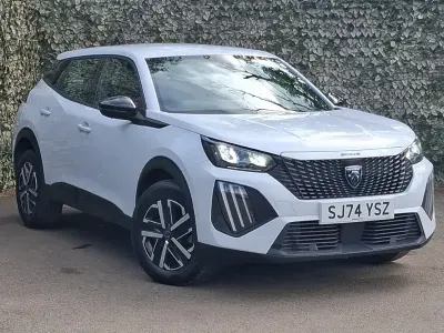 Used Peugeot 2008 Active 136 HP (100 kW) 2024 White SUV