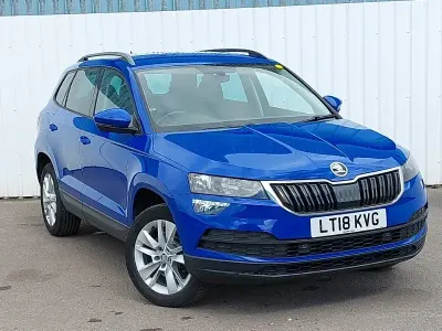Begagnad Skoda Karoq SE Technology 115 HK (84 kW) 2018 Blå SUV