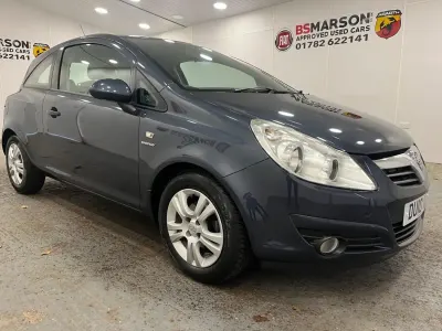 Używany Vauxhall Corsa 85 KM (62 kW) 2010 Niebieski Hatchback