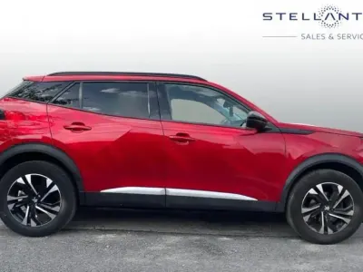 Used Peugeot 2008 Allure Premium 129 HP (94 kW) 2022 Red SUV