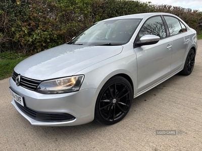 Used VW Jetta SE 105 HP (77 kW) 2014 Silver Sedan