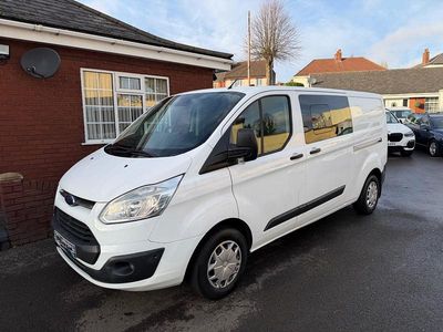 White Used 2017 Ford Transit Custom Trend Van | £7,995 (Expensive)