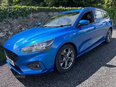 Used Ford Focus ST-Line 120 HP (88 kW) 2020 Blue Estate