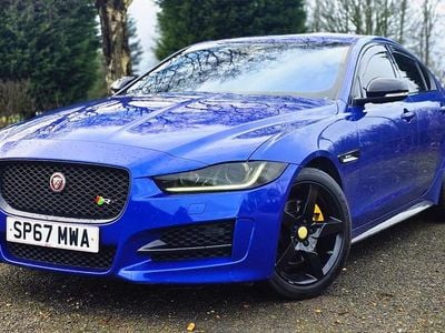 Used Jaguar XE R-Sport 180 HP (132 kW) 2017 Blue Sedan