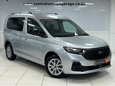 Used Ford Tourneo Connect Titanium 122 HP (89 kW) 2022 Silver MPV