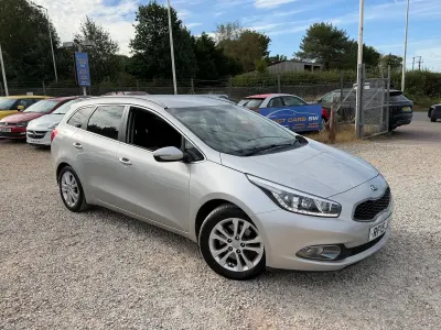 Used Kia Ceed 2015 Silver Hatchback
