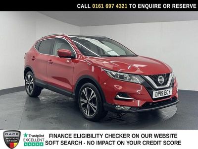 Used Nissan Qashqai N-Connecta 115 HP (84 kW) 2019 Red SUV