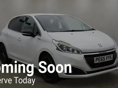 Usado Peugeot 208 GT-line 82 HP (60 kW) 2015 Branco Citadino