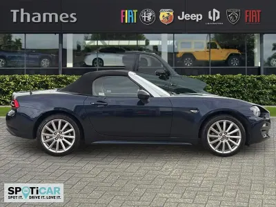 Used Fiat 124 Spider Lusso Plus 138 HP (101 kW) 2018 Blue Cabriolet