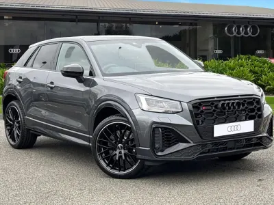 Novo Audi SQ2 Black Edition 300 HP (220 kW) 2026 Cinzento SUV