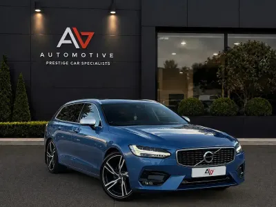 Used Volvo V90 R-Design 2017 Blue Estate