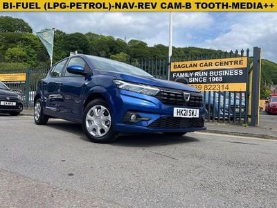 Used Dacia Sandero Comfort 100 HP (73 kW) 2021 Blue Hatchback