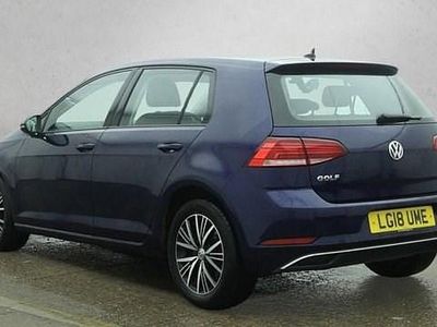 Used VW Golf VII SE 125 HP (91 kW) 2018 Blue Hatchback