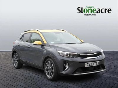 Used Kia Stonic 100 HP (73 kW) 2023 Grey SUV