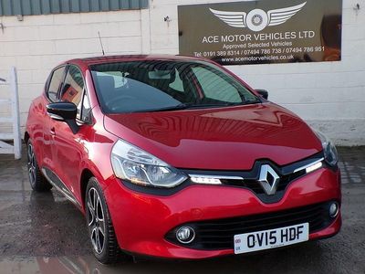 Used Renault Clio IV Dynamique 90 HP (66 kW) 2015 Red Hatchback