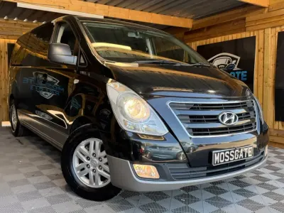Usado Hyundai I800 SE 2017 Negro Monovolumen