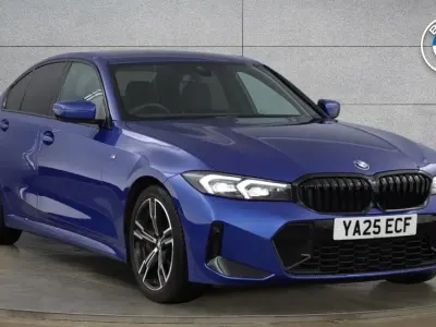 Begagnad BMW 320 M Sport 181 HK (133 kW) 2025 Blå