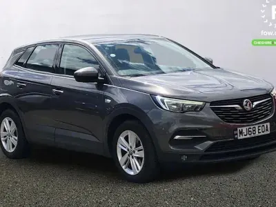 Używany Vauxhall Grandland X S 131 KM (96 kW) 2018 Szary SUV
