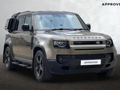 Usado Land Rover Defender First Edition 240 HP (176 kW) 2020 Castanho SUV