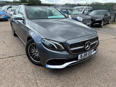 Używany Mercedes E350 Premium 2018 Szary Sedan/Limuzyna