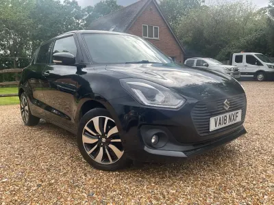 Usado Suzuki Swift SZ5 111 CV (81 kW) 2018 Negro Utilitario