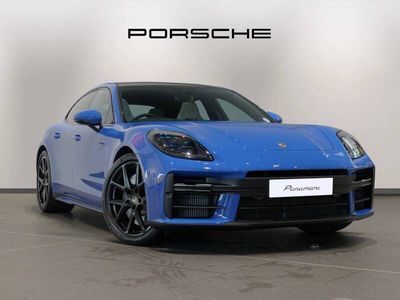 Porsche Panamera 4S