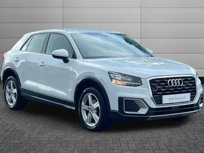 Used Audi Q2 Sport 116 HP (85 kW) 2019 Glacier white SUV