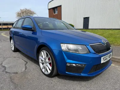 Used Skoda Octavia vRS 180 HP (132 kW) 2013 Blue Estate