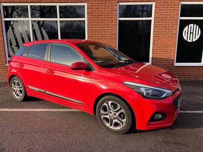 Used Hyundai i20 Premium 100 HP (73 kW) 2019 Red Hatchback