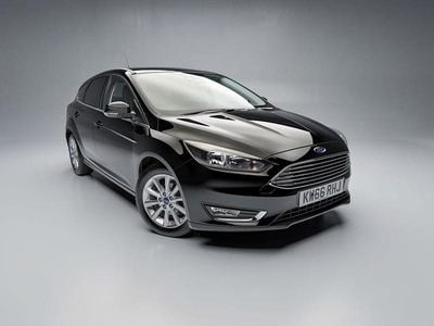 Used Ford Focus Titanium 125 HP (91 kW) 2016 Black Hatchback