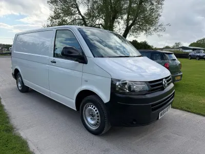 Used VW Transporter Startline 102 HP (75 kW) 2014 White Van