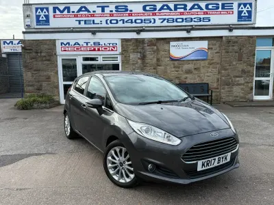 Begagnad Ford Fiesta Titanium X 2017 Grå Halvkombi