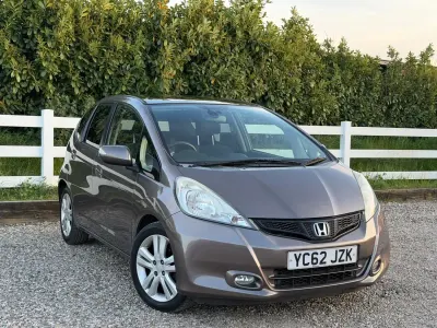 Begagnad Honda Jazz EX 99 HK (72 kW) 2012 Brun Halvkombi