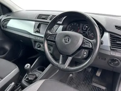 Used Skoda Fabia SE 75 HP (55 kW) 2016 Grey Hatchback
