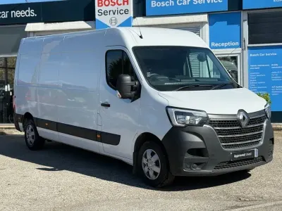 Usado Renault Master Business 135 HP (99 kW) 2022 Branco Monovolume