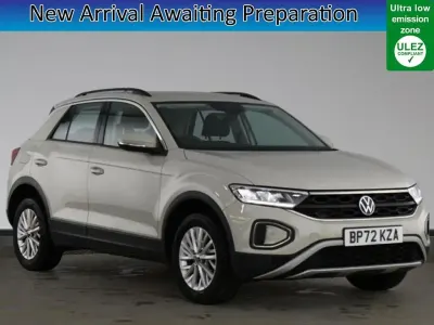 Usado VW T-Roc Life 150 HP (110 kW) 2023 Cinzento SUV