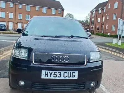 Usado Audi A2 110 HP (80 kW) 2003 Azul Citadino
