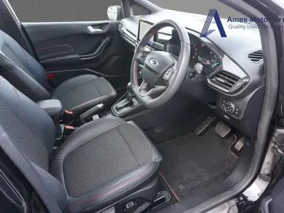 Usado Ford Fiesta ST-Line X 125 HP (91 kW) 2021 Preto Citadino