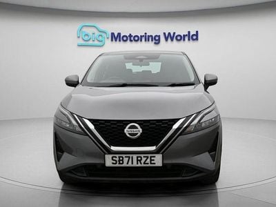 Used Nissan Qashqai Acenta Premium 140 HP (102 kW) 2022 Grey SUV