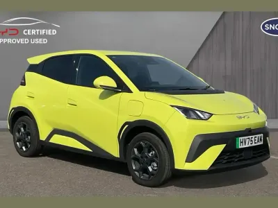 Usado BYD Dolphin Surf Comfort 114 kW (156 HP) 2025 Verde Citadino