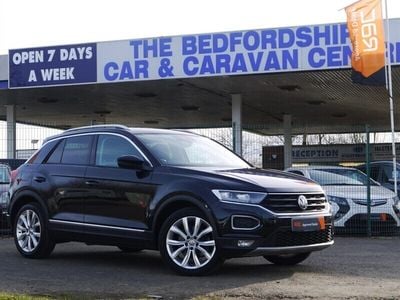 Used VW T-Roc SEL 190 HP (139 kW) 2018 Deep pearl black SUV
