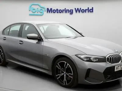 Begagnad BMW 330e M Sport 292 HK (214 kW) 2023 Grå Sedan