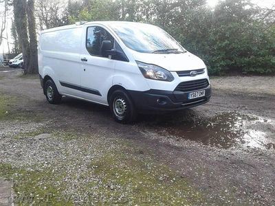 Used Ford Transit Custom 105 HP (77 kW) 2017 White Van