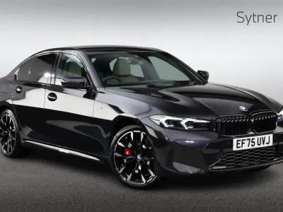 Begagnad BMW 330e M Sport 288 HK (211 kW) 2026 Svart