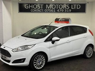 Used Ford Fiesta Titanium 2014 White Hatchback
