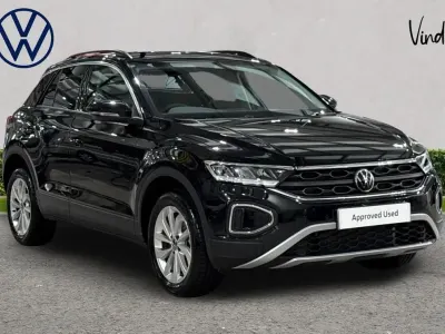 Begagnad VW T-Roc Cabriolet Match 147 HK (108 kW) 2025 Svart SUV