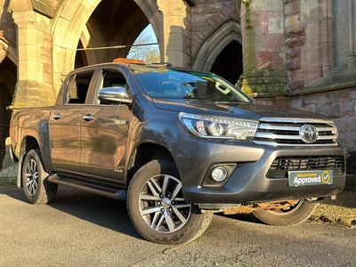 used Toyota HiLux 2.4 D 4D Invincible