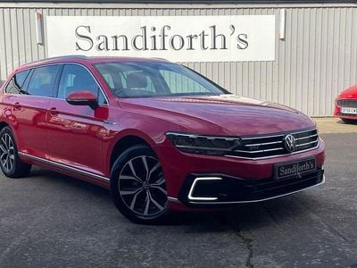 Used VW Passat GTE 218 HP (160 kW) 2022 Red Estate